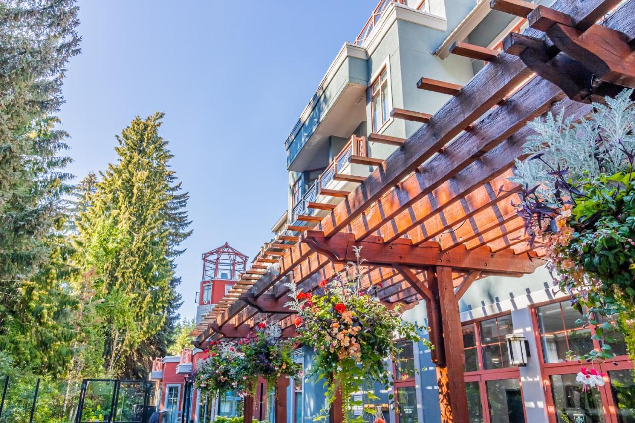 Alpenglow Lodge By Elevate Vacations Γουίστλερ Εξωτερικό φωτογραφία