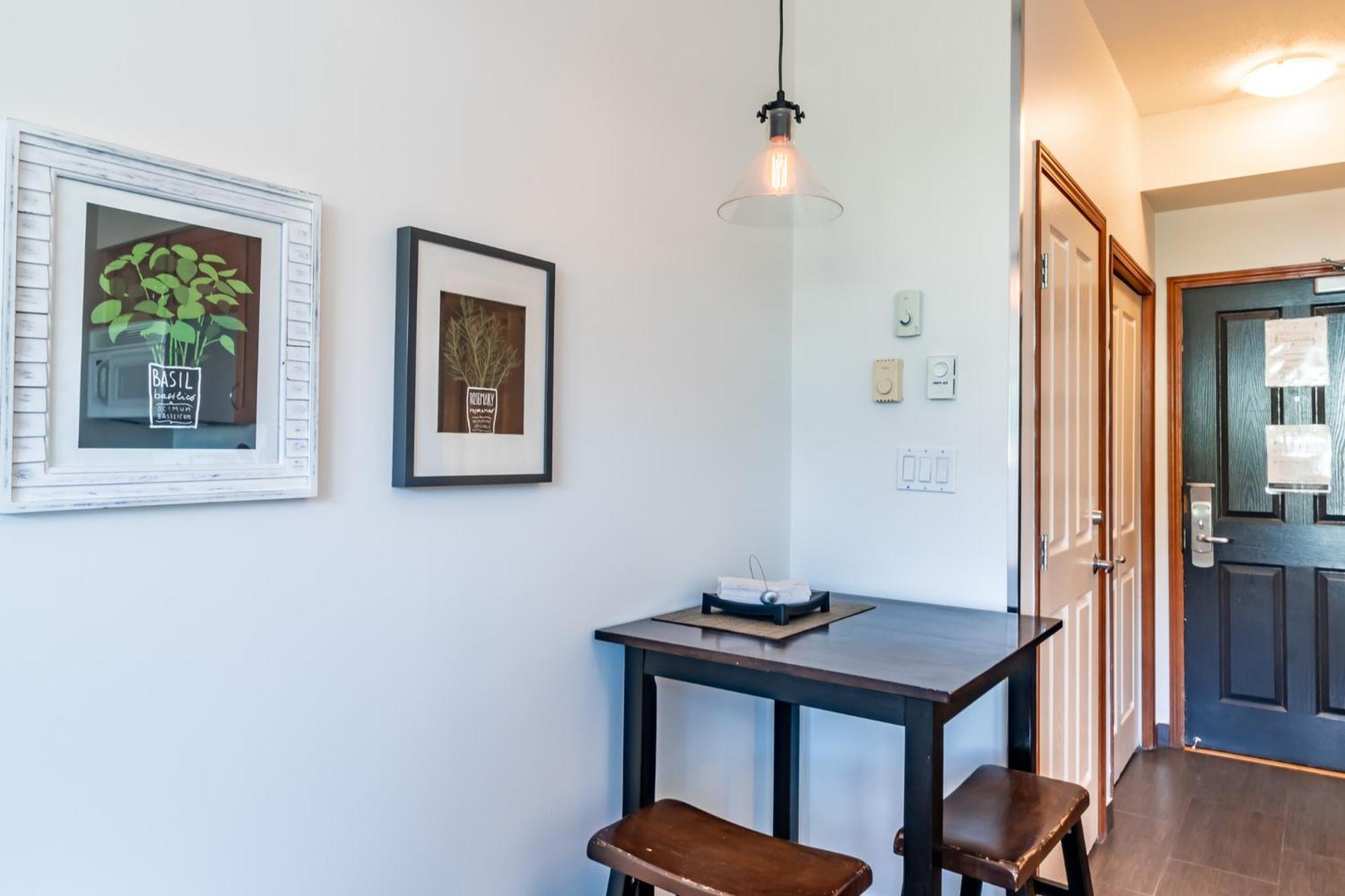 Alpenglow Lodge By Elevate Vacations Γουίστλερ Εξωτερικό φωτογραφία