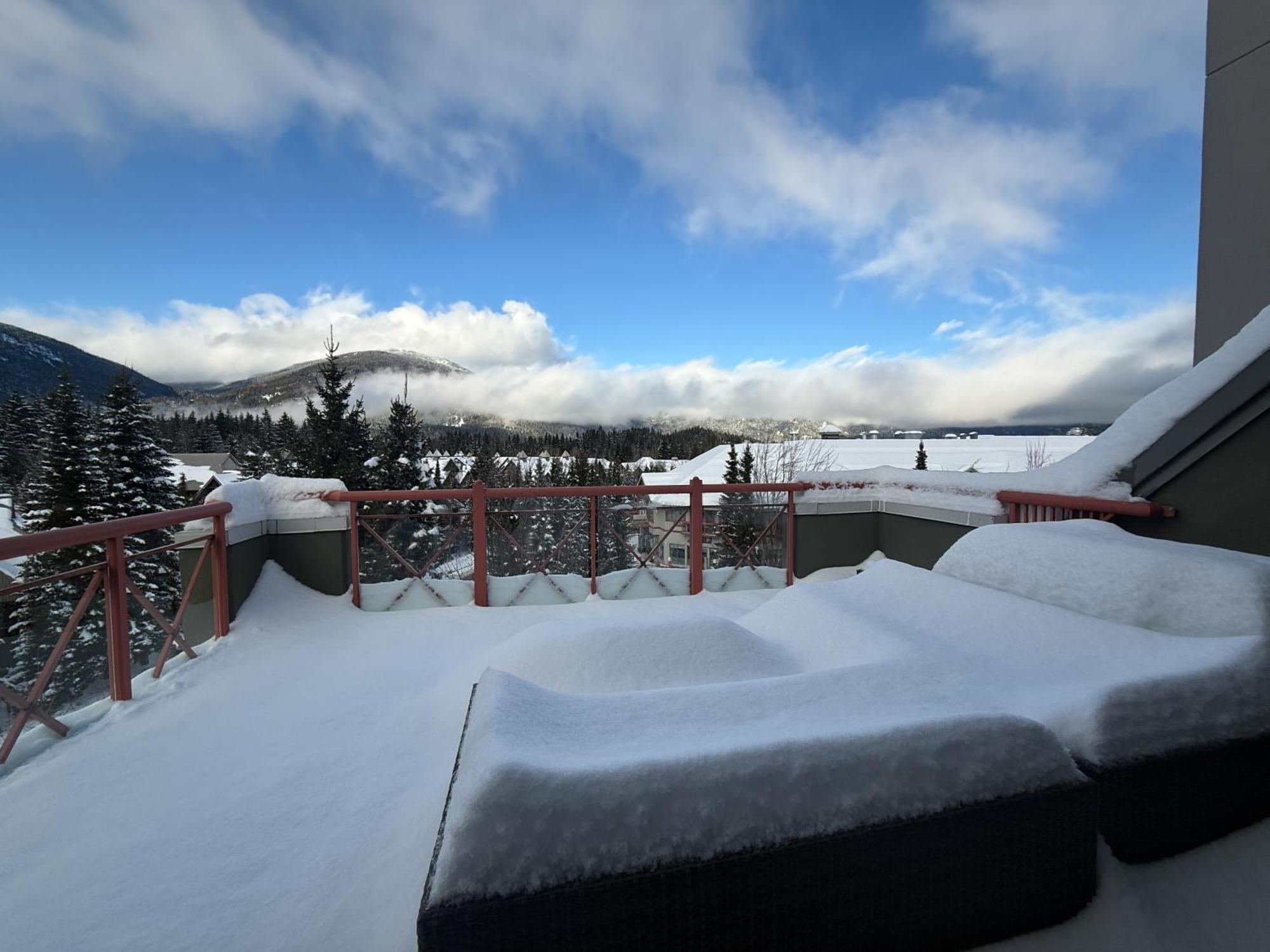 Alpenglow Lodge By Elevate Vacations Γουίστλερ Εξωτερικό φωτογραφία